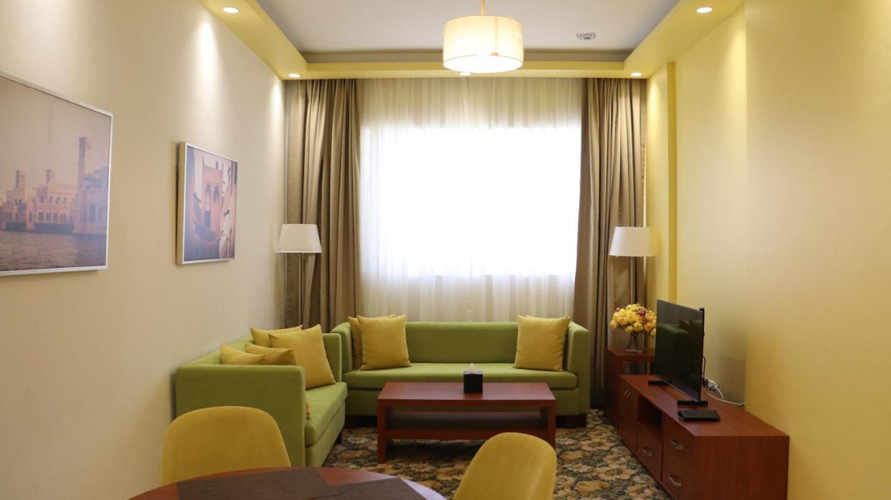 Al Riyadh Hotel Apartments Абу-Дабі Екстер'єр фото