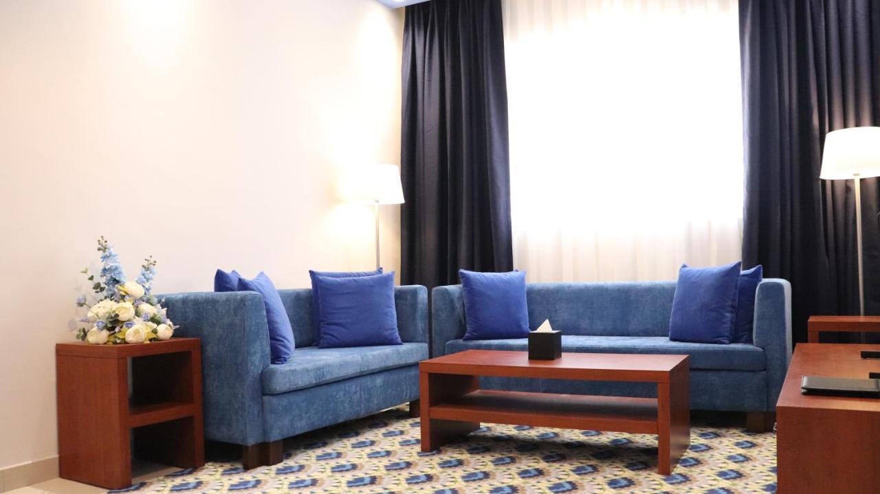Al Riyadh Hotel Apartments Абу-Дабі Екстер'єр фото